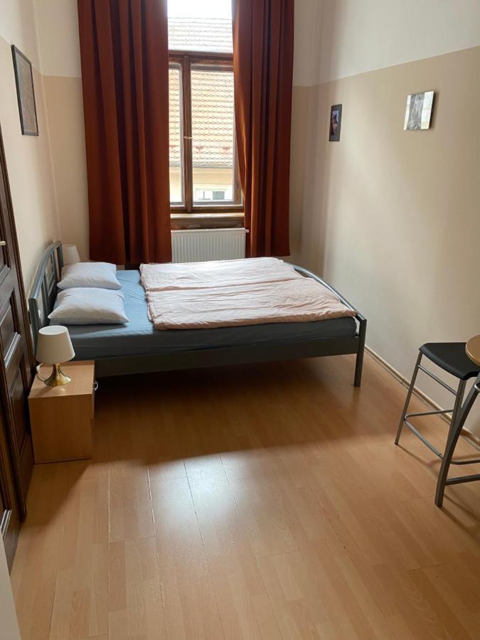 Albergue Emma *